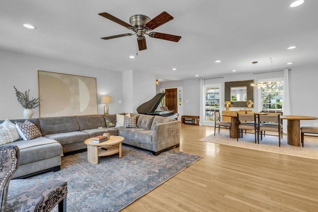 5002 Vernon Oaks Drive, Dunwoody, GA 30338