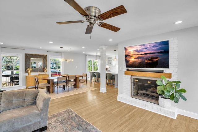 5002 Vernon Oaks Drive, Dunwoody, GA 30338