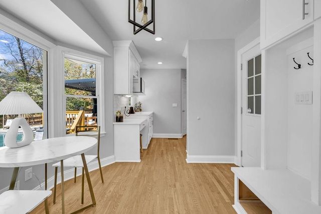 5002 Vernon Oaks Drive, Dunwoody, GA 30338