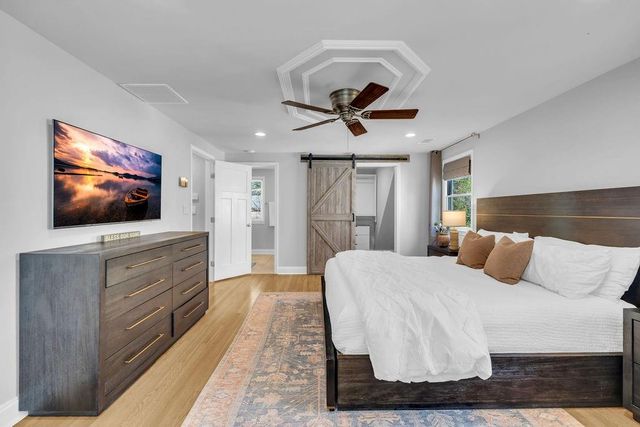 5002 Vernon Oaks Drive, Dunwoody, GA 30338