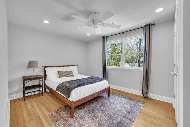 5002 Vernon Oaks Drive, Dunwoody, GA 30338