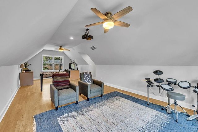 5002 Vernon Oaks Drive, Dunwoody, GA 30338