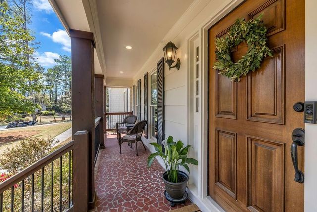 5002 Vernon Oaks Drive, Dunwoody, GA 30338