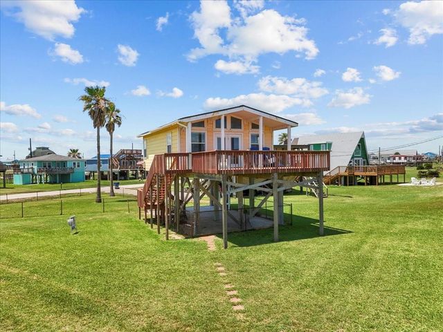 819 Sea Shell Drive, Surfside Beach, TX 77541