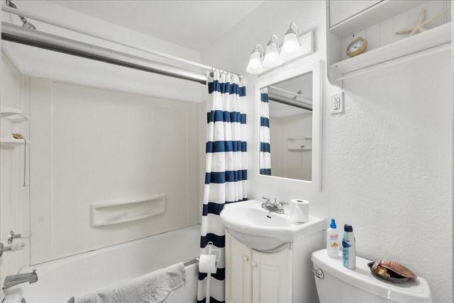 819 Sea Shell Drive, Surfside Beach, TX 77541