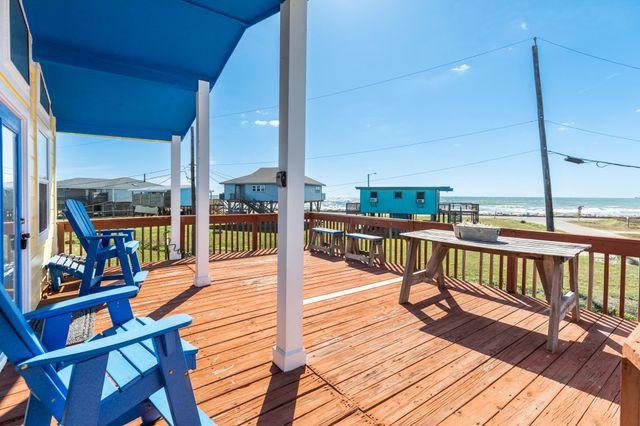 819 Sea Shell Drive, Surfside Beach, TX 77541