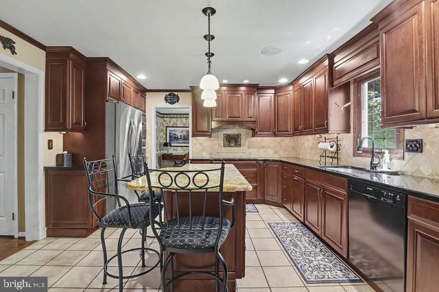 216 OLD ML, Wilmington, DE 19803