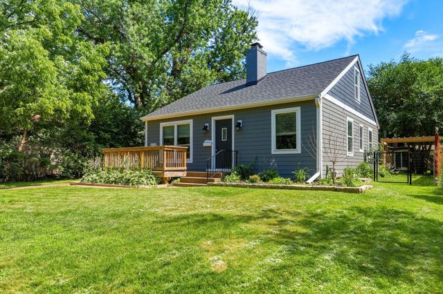 6439 Olympia Street, Golden Valley, MN 55427