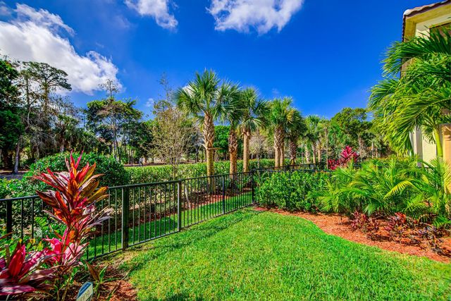 15688 Italian Cypress Way, Wellington, FL 33414