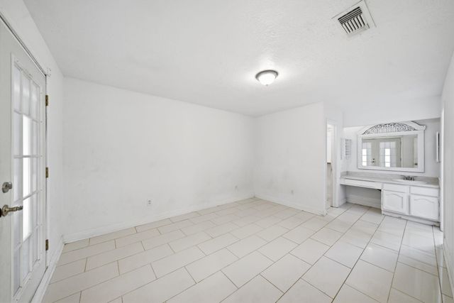 16957 Glen Eagle Drive, Conroe, TX 77385