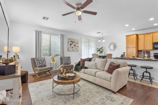 191 W Camino Espiga, Sahuarita, AZ 85629
