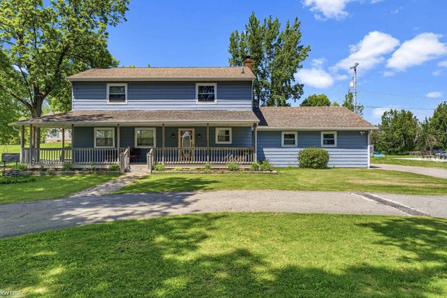 4216 Lahring Road, Linden, MI 48451