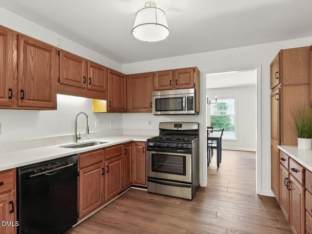 303 Hubert Herndon Road, Chapel Hill, NC 27516