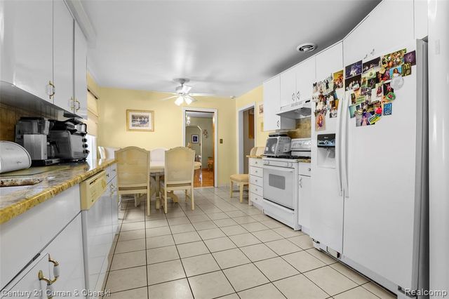 6151 Oakman Boulevard, Dearborn, MI 48126