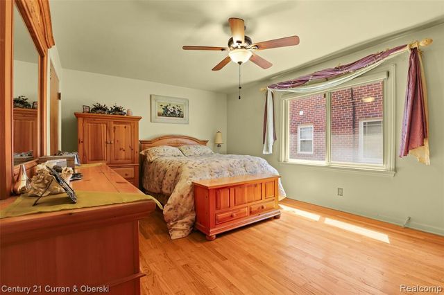 6151 Oakman Boulevard, Dearborn, MI 48126