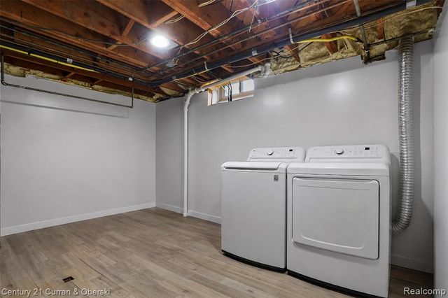 6151 Oakman Boulevard, Dearborn, MI 48126