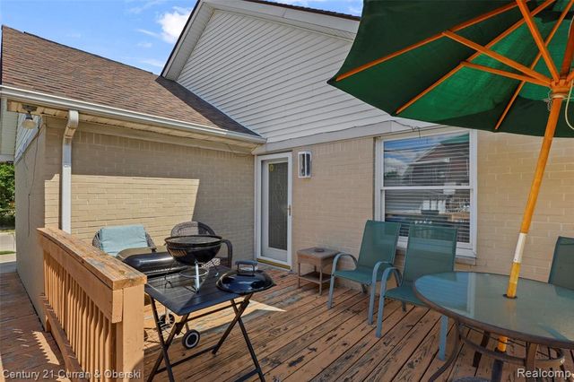6151 Oakman Boulevard, Dearborn, MI 48126