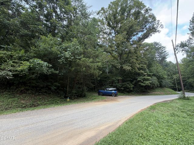15 Forge Hideaway Road, Pigeon Forge, TN 37863