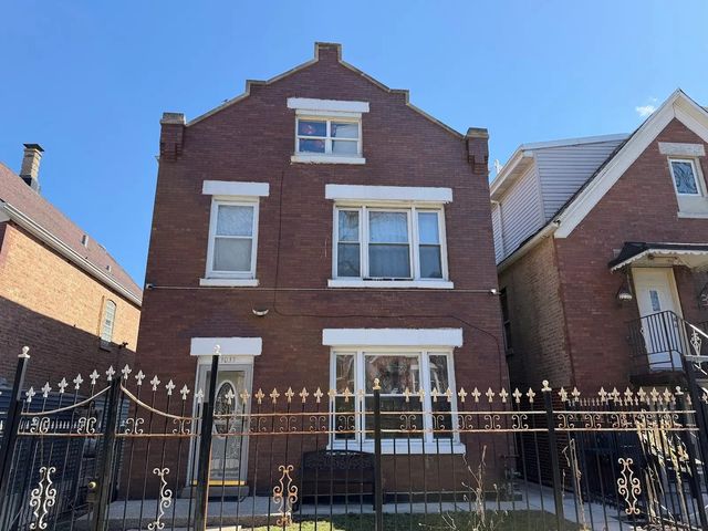 3033 S Kenneth Avenue, Chicago, IL 60623