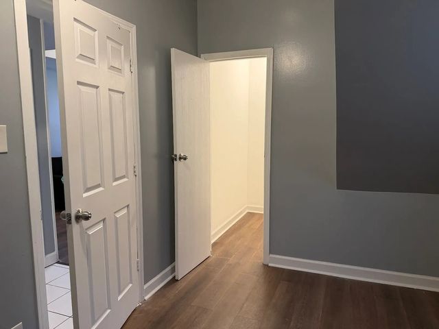 3033 S Kenneth Avenue, Chicago, IL 60623