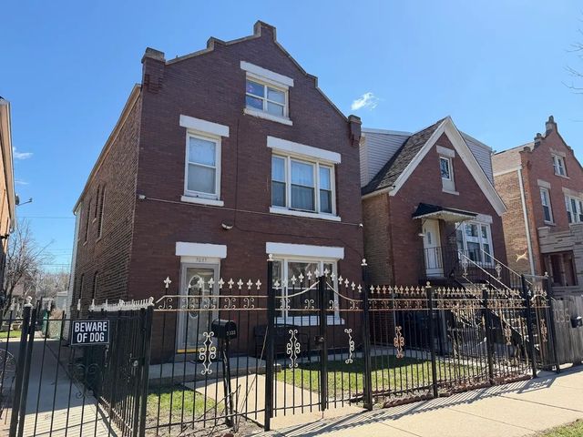 3033 S Kenneth Avenue, Chicago, IL 60623