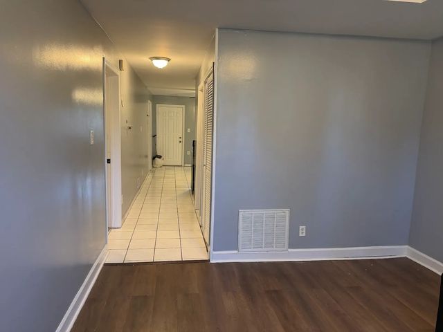 3033 S Kenneth Avenue, Chicago, IL 60623