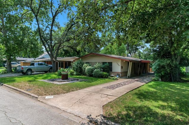 1009 Alegria RD, Austin, TX 78757