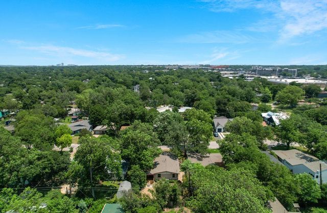 1009 Alegria RD, Austin, TX 78757