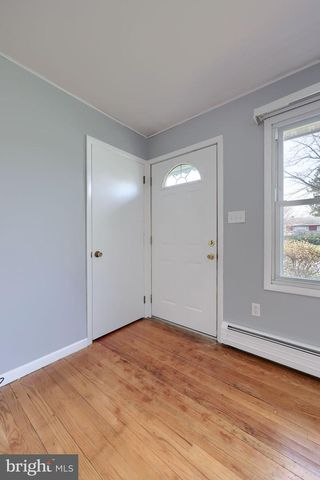 131 CAMBRIDGE DR, Mechanicsburg, PA 17055
