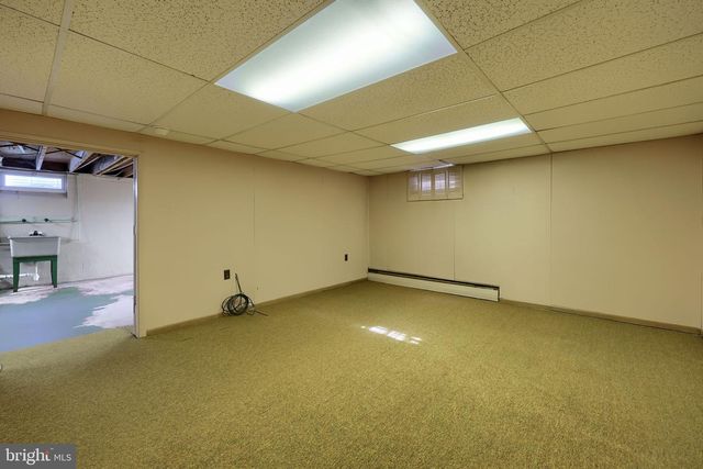 131 CAMBRIDGE DR, Mechanicsburg, PA 17055