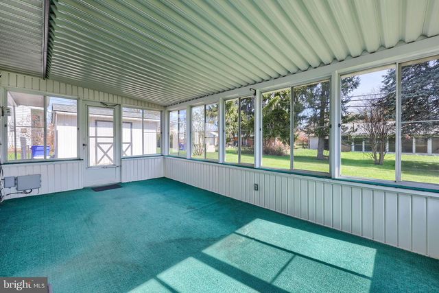131 CAMBRIDGE DR, Mechanicsburg, PA 17055