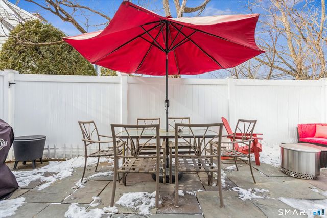 59 Woodway Road APT 1, Stamford, CT 06907