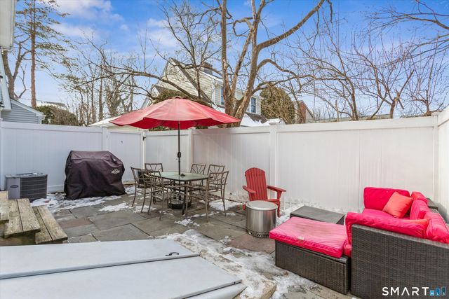 59 Woodway Road APT 1, Stamford, CT 06907