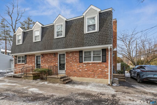 59 Woodway Road APT 1, Stamford, CT 06907