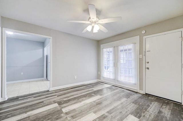 2202 Park Street 12, Houston, TX 77019