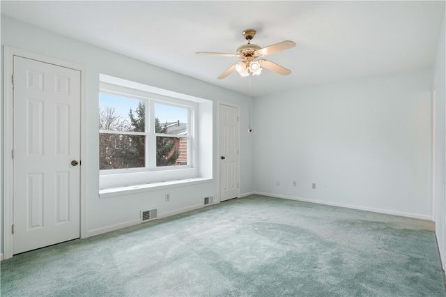 1605 Calico Ct, Bethel Park, PA 15102