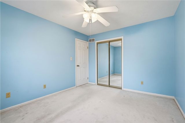 1605 Calico Ct, Bethel Park, PA 15102