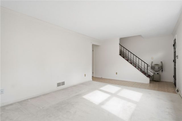 1605 Calico Ct, Bethel Park, PA 15102