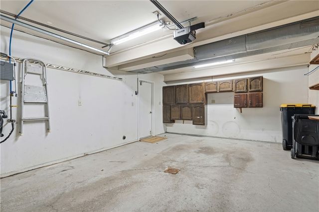 1605 Calico Ct, Bethel Park, PA 15102