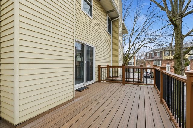 1605 Calico Ct, Bethel Park, PA 15102