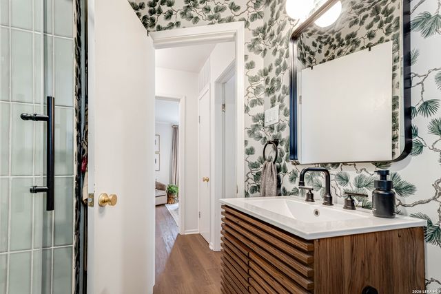 528 FREY ST, Boerne, TX 78006