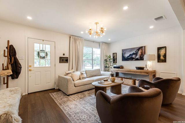 528 FREY ST, Boerne, TX 78006