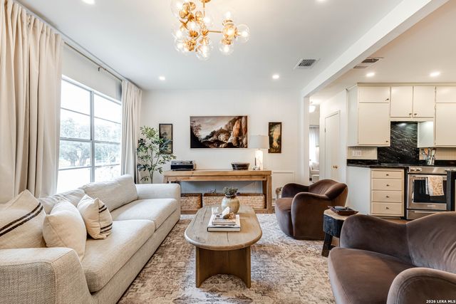 528 FREY ST, Boerne, TX 78006