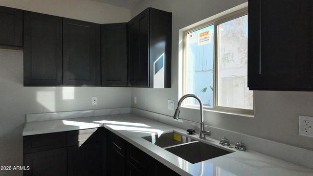 9407 W WASHINGTON Street, Tolleson, AZ 85353