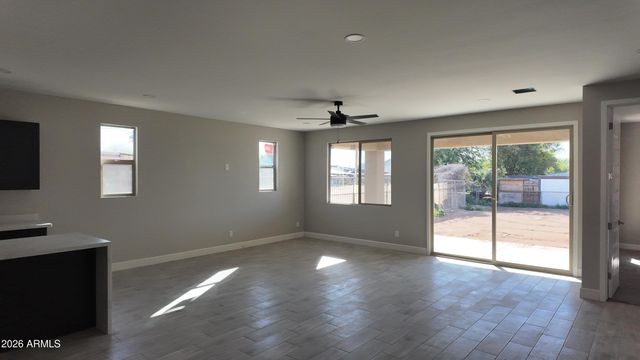 9407 W WASHINGTON Street, Tolleson, AZ 85353