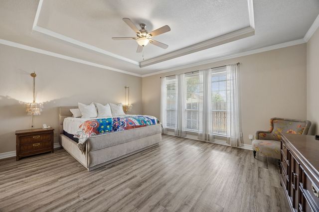 729 Herman Drive, Hurst, TX 76054
