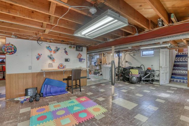 3010 Cottonwood COURT, Brookfield, WI 53005