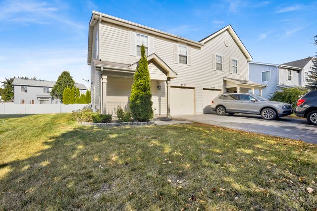 2571 Eldorado Lane 1, Naperville, IL 60564