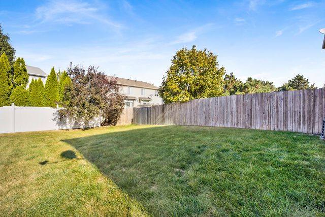 2571 Eldorado Lane 1, Naperville, IL 60564