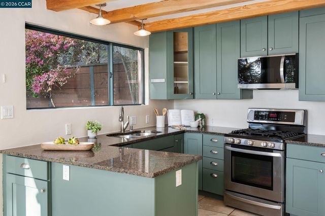 161 Panoramic Way, Berkeley, CA 94704